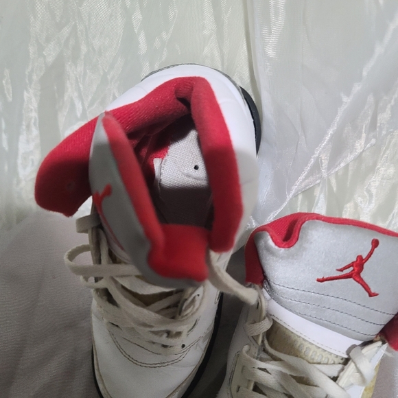 Jordan 5 Retro Fire Red Sneakers Sz: 13C - Picture 6 of 11